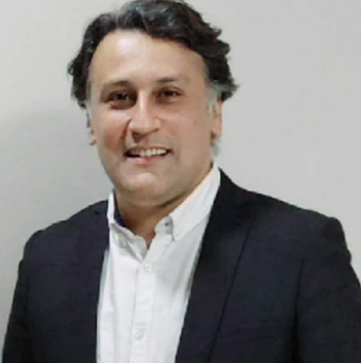 Consultant 4